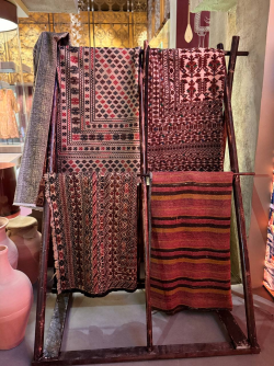 Gilamlar ekspozitsiyasi