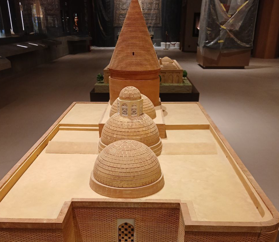 Chashmai Ayub maqbarasi